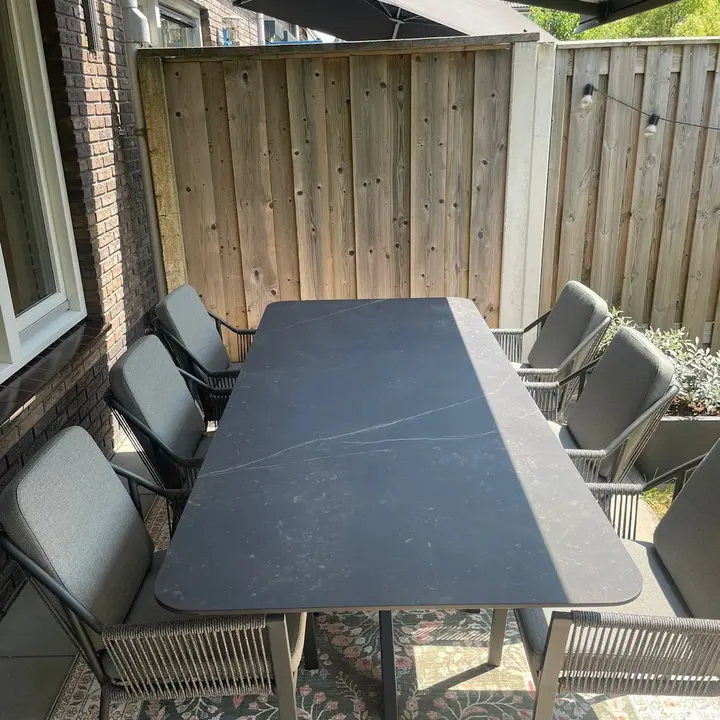 Tafel van Tulmans bij een klant thuis
