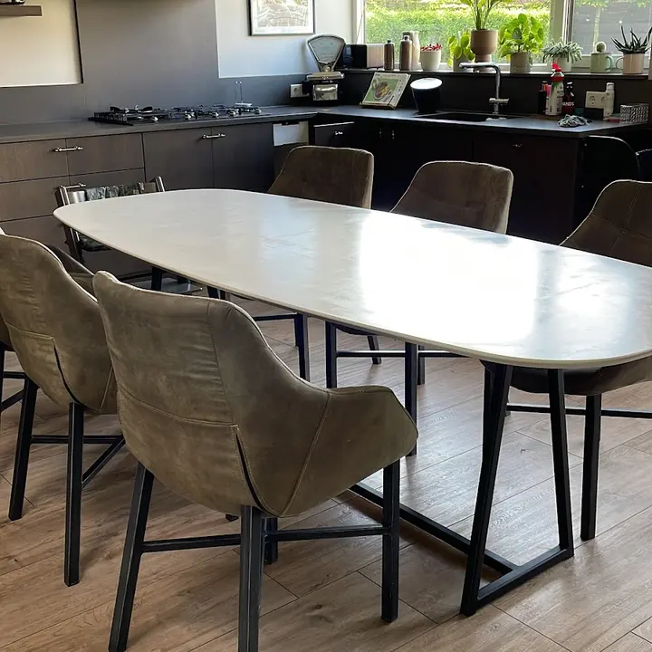 Tafel van Tulmans bij een klant thuis