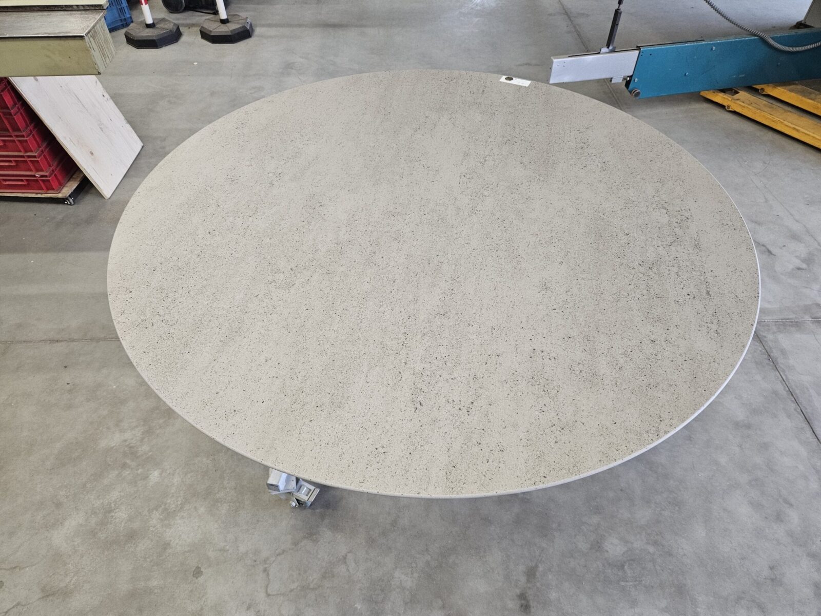 #1 Dekton Natura (gepolijst) Ovaal 1600 x 900 x 20 mm facet - Afbeelding 2